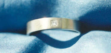 yellow and white gold with diamond